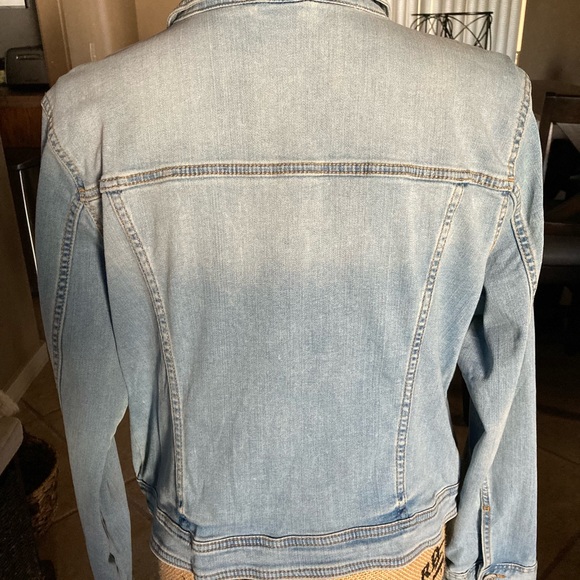 Denim jacket - Picture 4 of 6
